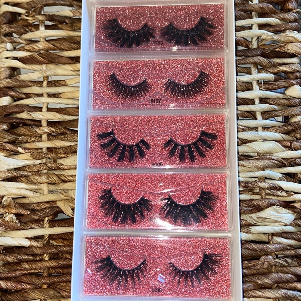 NEW Bundle Of Lashes